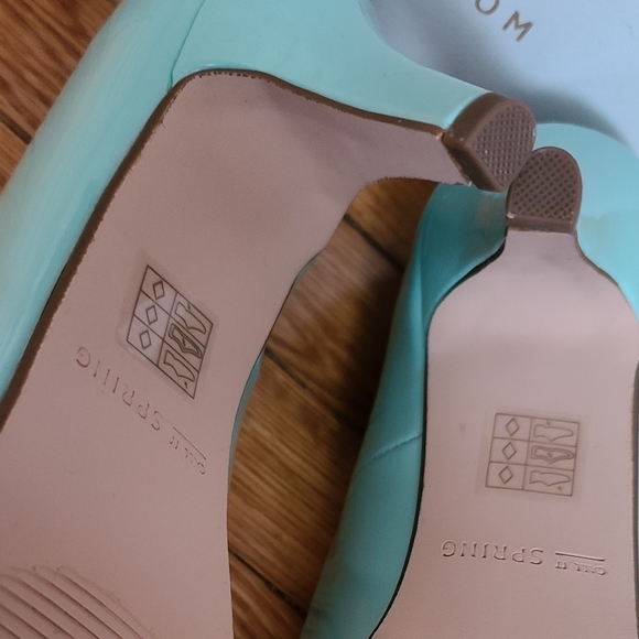 Call it Spring Heels - Picture 8 of 9